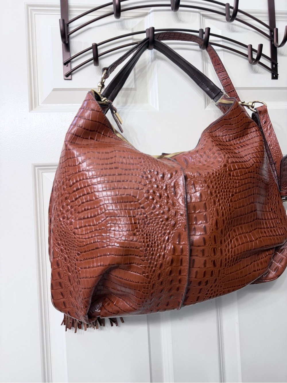 G.I.L.I. Cognac Croc-Embossed Hobo Bag